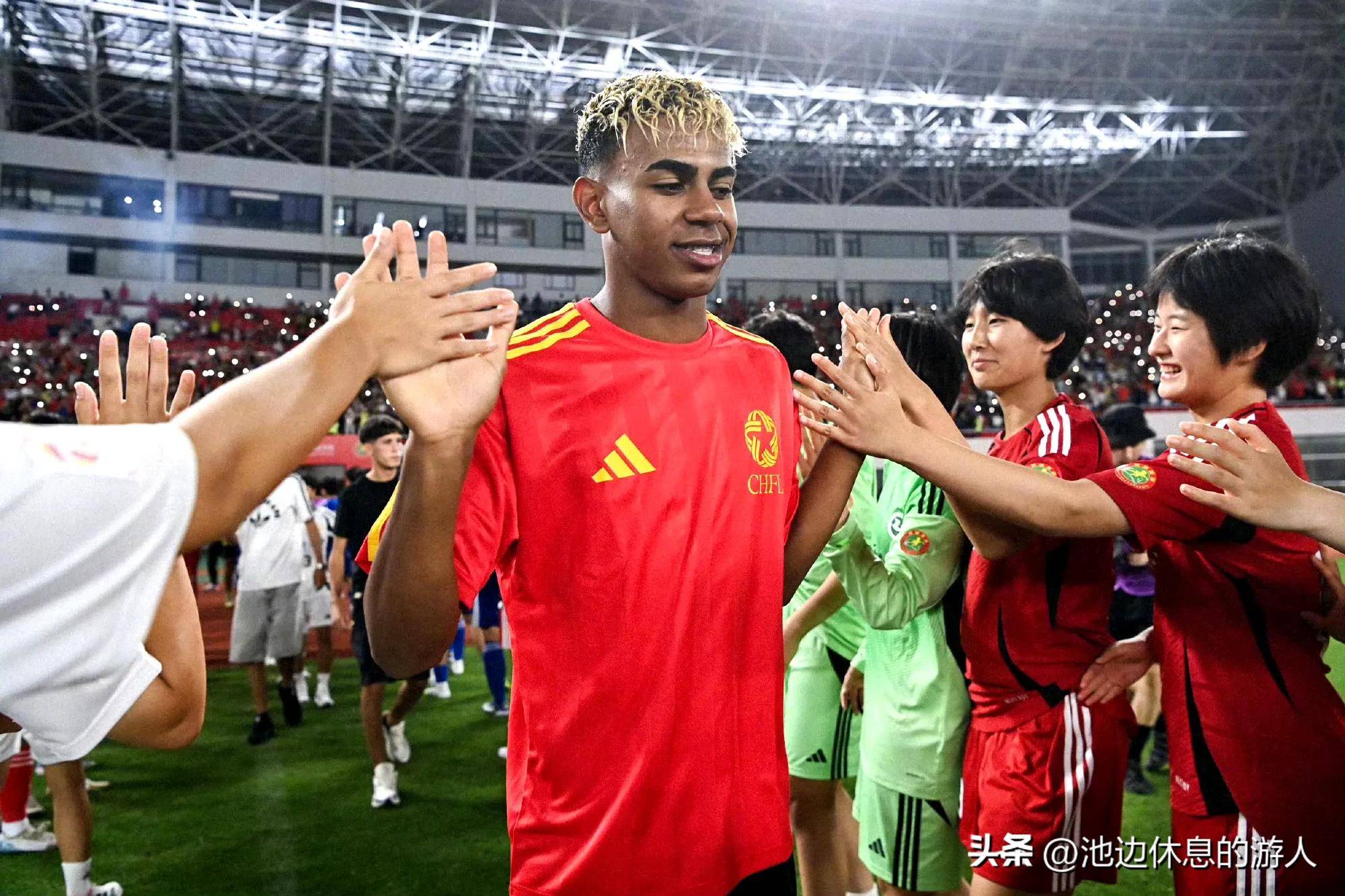 这也行？大坂直美在曼联比赛中惊险取胜赛前阿贾克斯调整名单以备NBA总决赛，今夜上海久事调整名单以备全明星赛的简单介绍